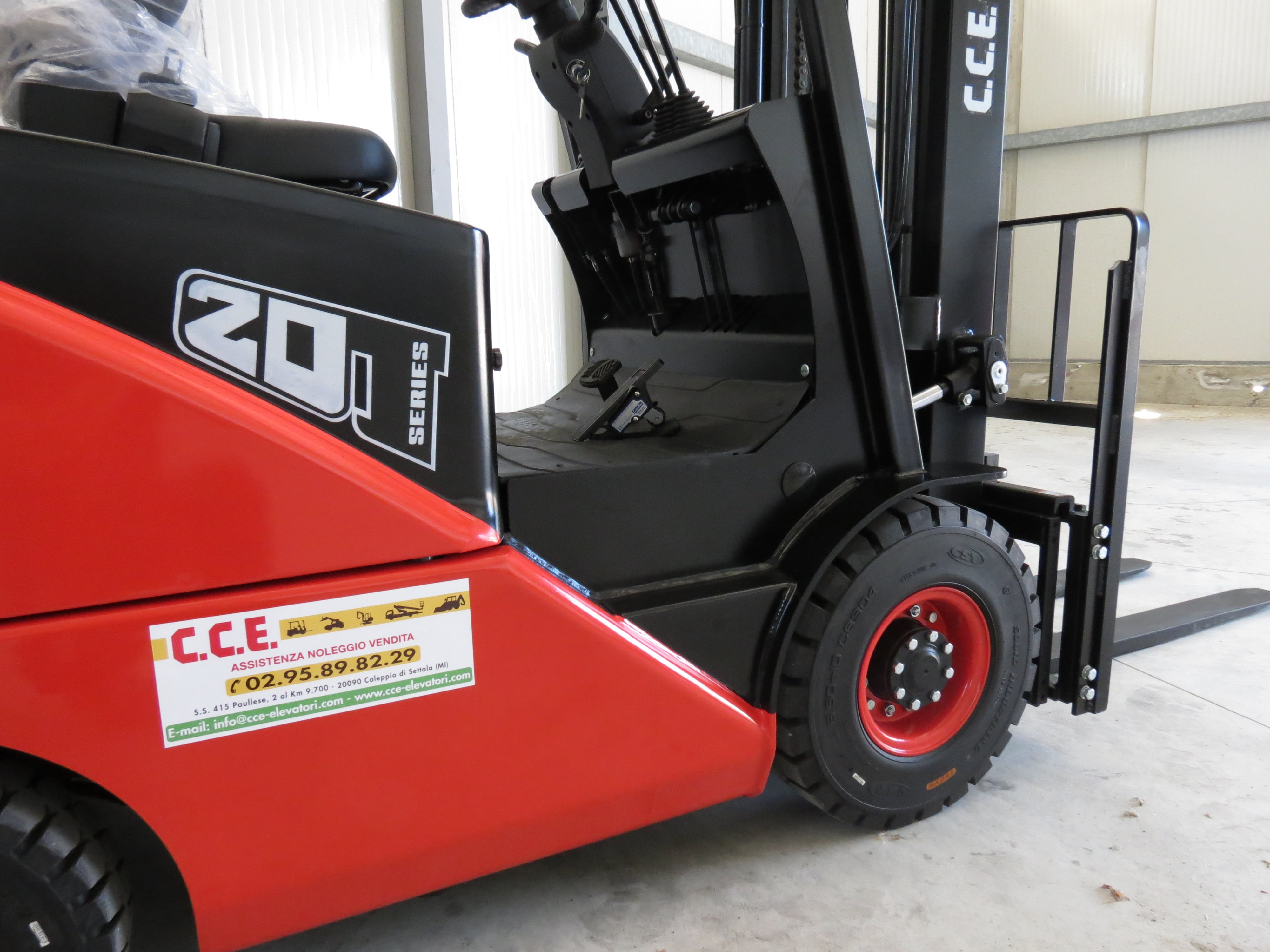 EP EQUIPMENT CPD20FJ5 